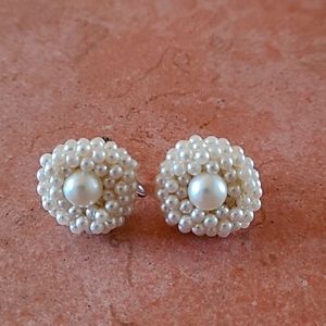 Vintage pearl cluster screw back earrings